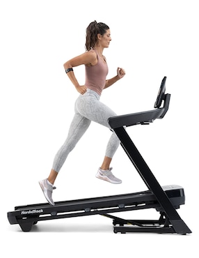 Caminadora semiprofesional Nordictrack NTL15245 plegable