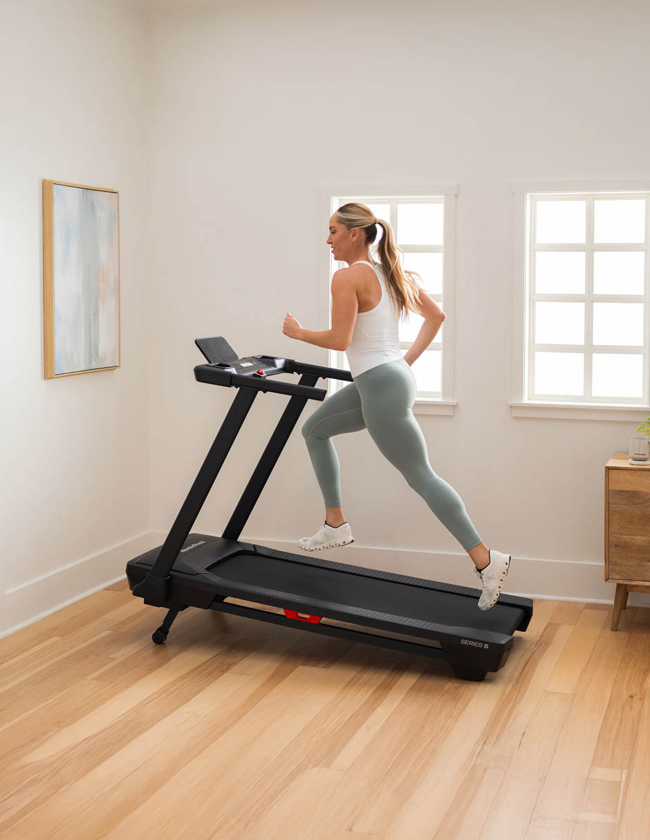 Caminadora profesional T Series 5 13