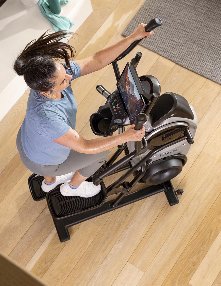 Elíptica Max Trainer M6 8